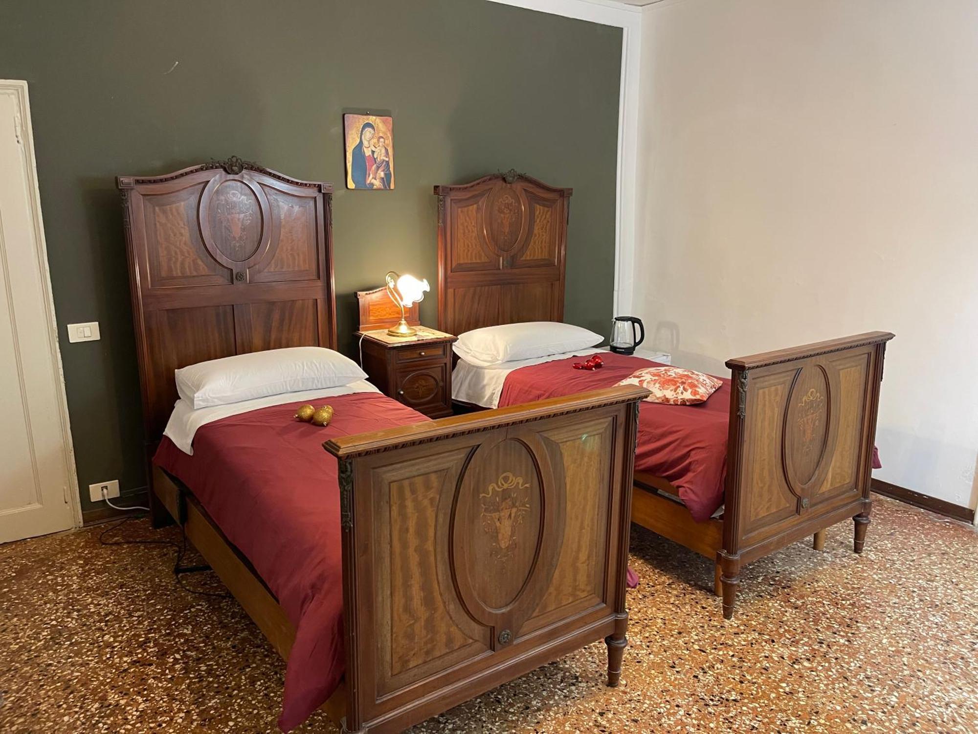 Lions Venice Guest House Exterior photo